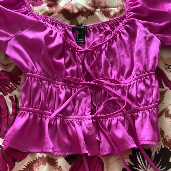 String ruched top - Picture 2 of 2